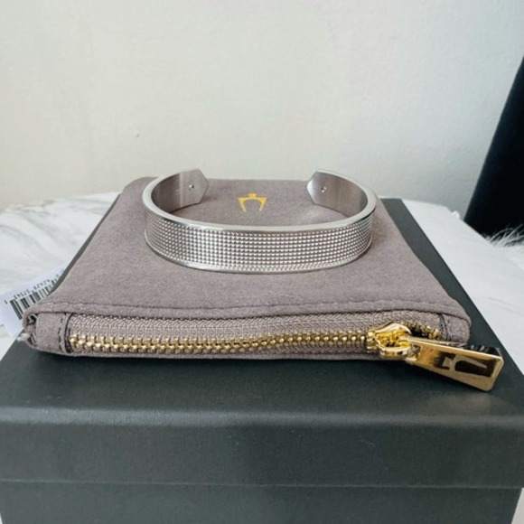 Bulova‎ Precisionist Open Cuff Bracelet, Knurled Texture Design, Silver, NWT - Picture 8 of 16